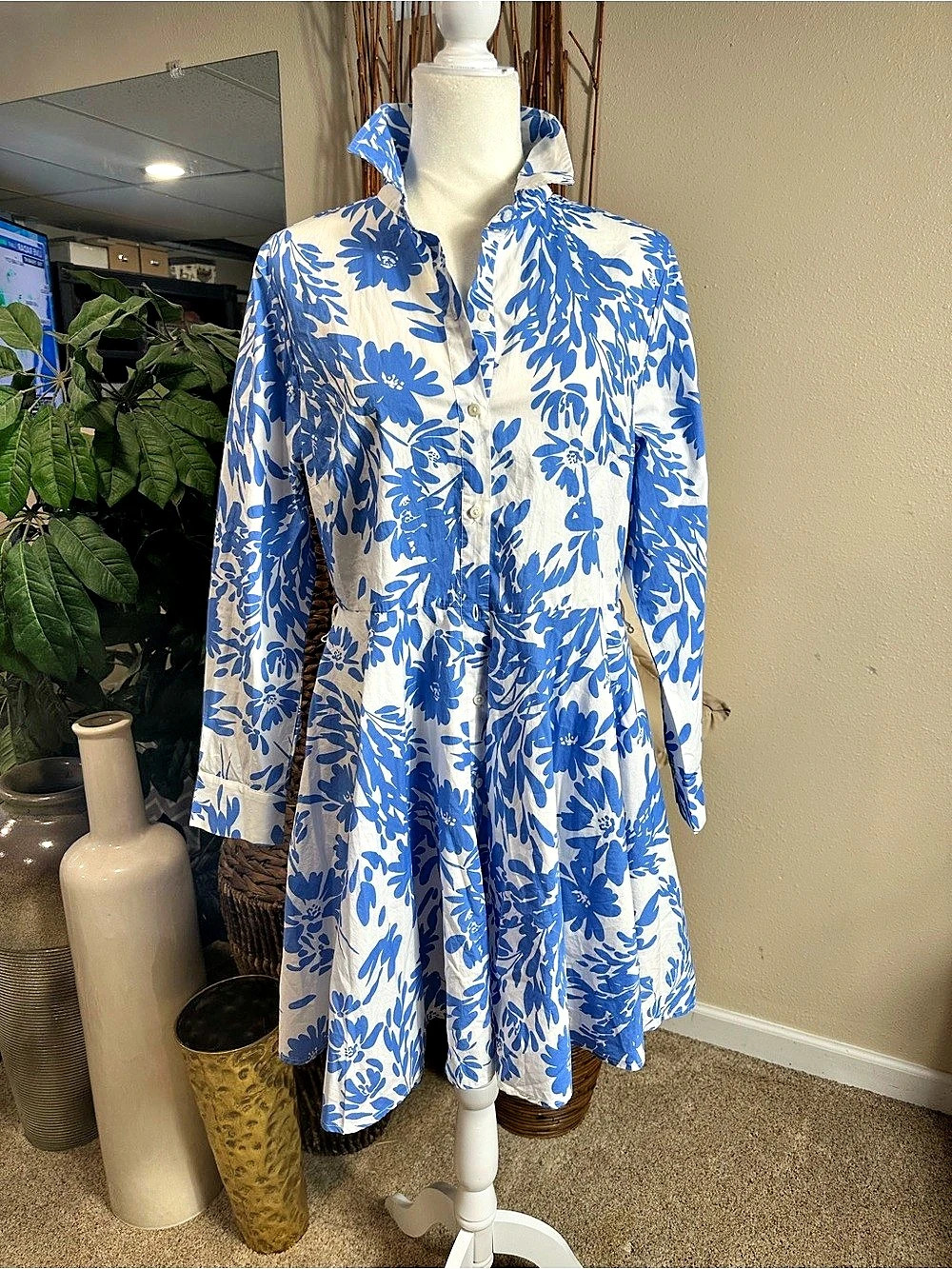 Target A New Day mini dress Floral Mini Dress in Blue & White Size Medium NWT